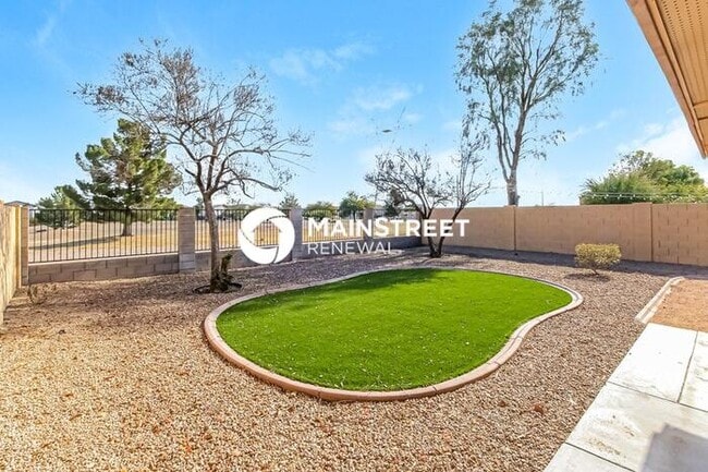 Building Photo - 3 Bedroom Pet-Friendly Home in SAN TAN VAL...