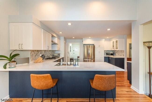 Building Photo - 237 Morris Ave