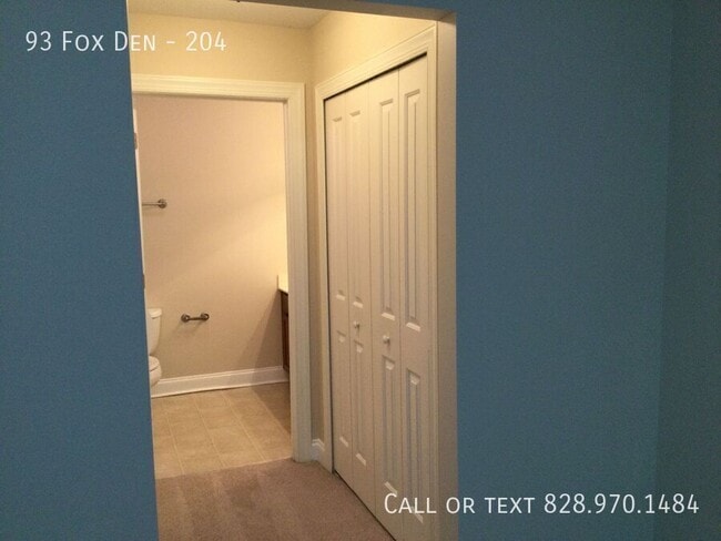 Building Photo - 93 Foxden Dr