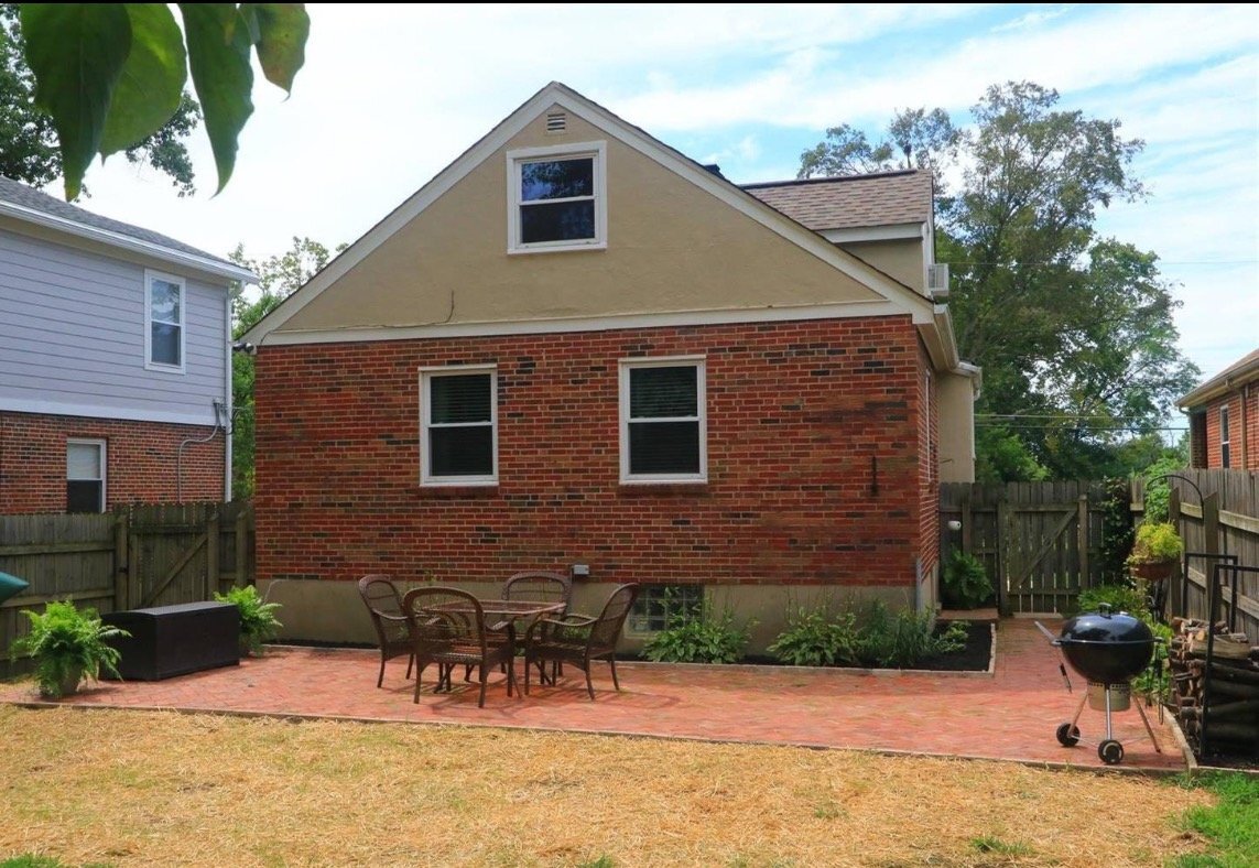 Building Photo - 3868 Belmont St