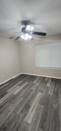 Building Photo - 15215 Ensenada Dr