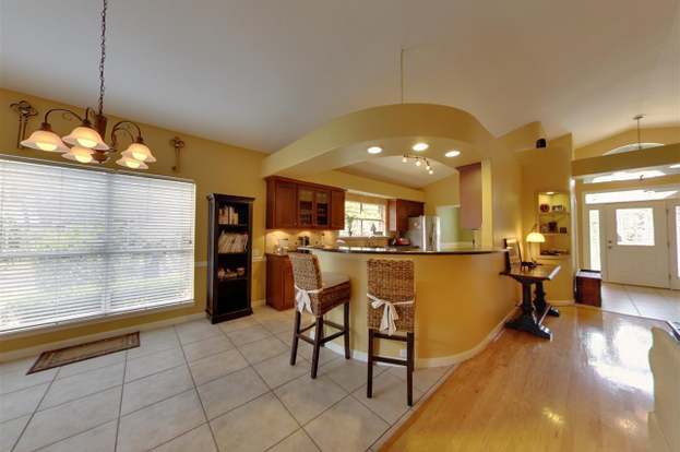 Building Photo - 9945 Rail Cir