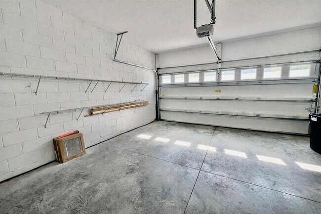 Building Photo - 3749 Brighton Park Cir