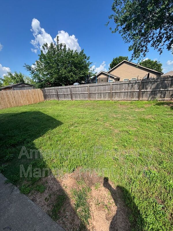 Building Photo - 16027 S 84th E Ave