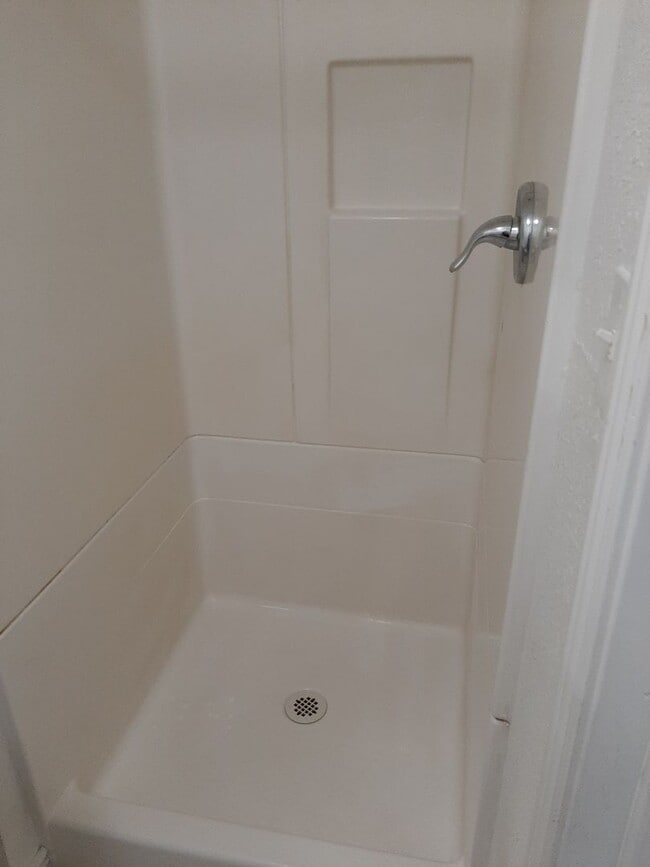 Building Photo - 1007 23rd Street Rd