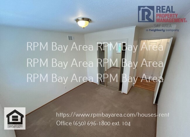 Building Photo - Spacious and Classic Home in Sunnyvale 3BD...