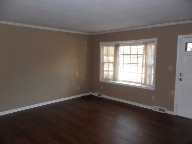 Building Photo - COMING SOON! Spacious Home w/ Finished Bas...