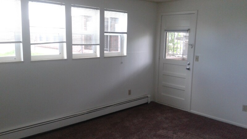 Building Photo - 8840 W Jewell Ave