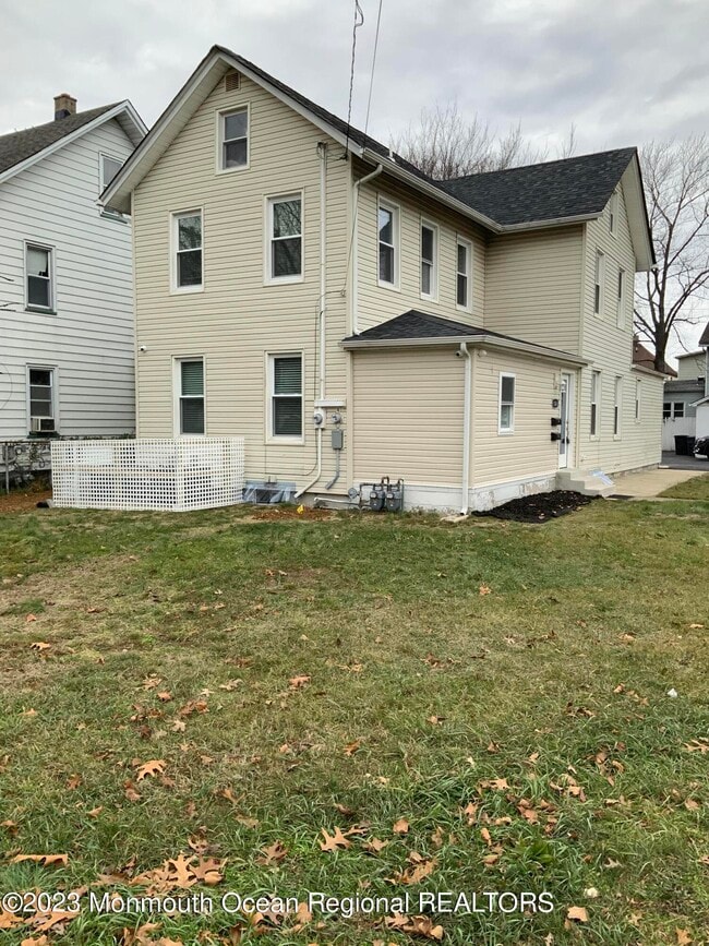 Building Photo - 104 Bridge Ave