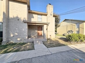 Building Photo - 1024 Mission Dr