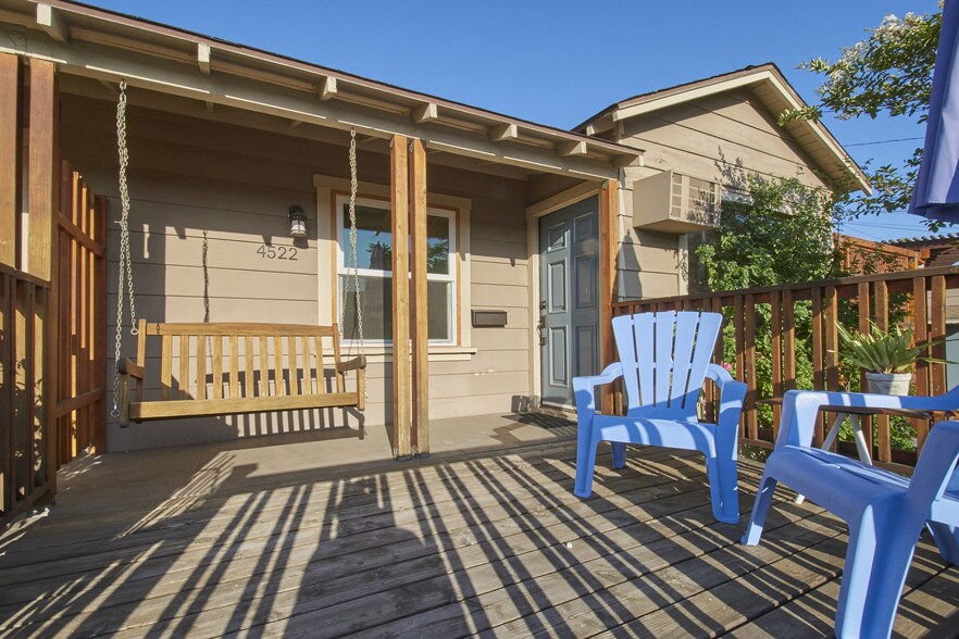 Front Deck w/ Porch swing - 4522 Alumni Ave