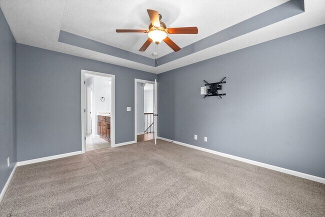 Building Photo - Pet Friendly Four Bedroom with Basement!