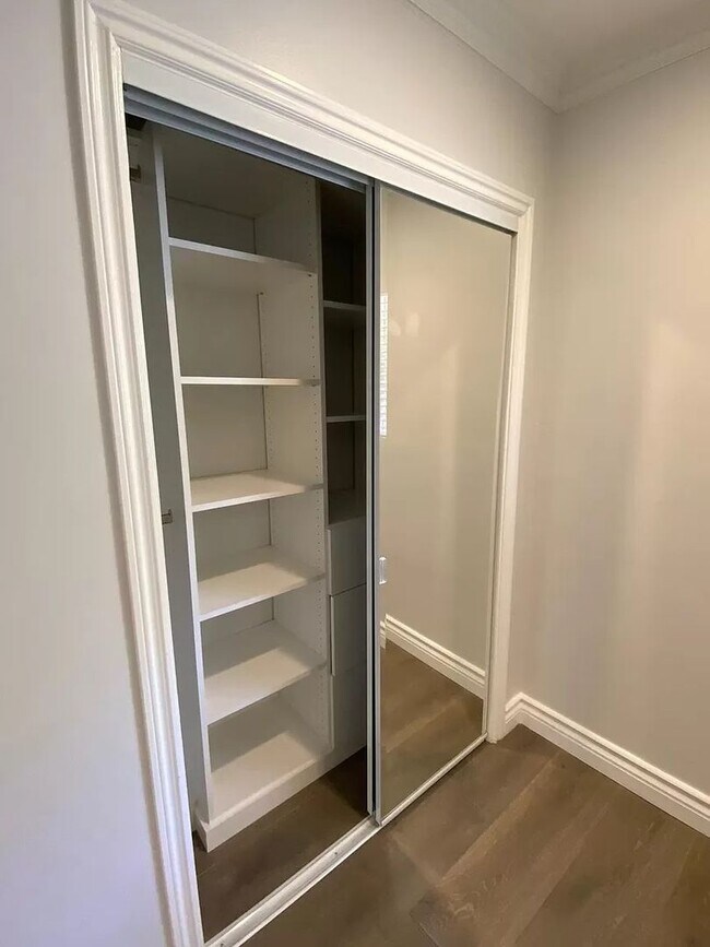 Building Photo - 4 Rent now at Calvena Drive