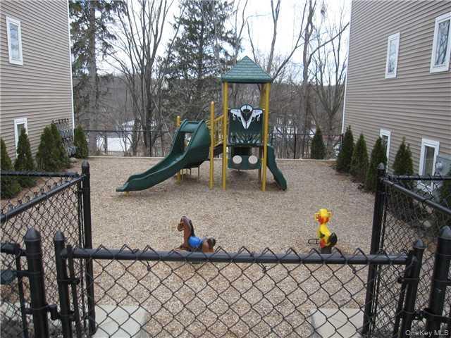Building Photo - 205 Tondo Cir