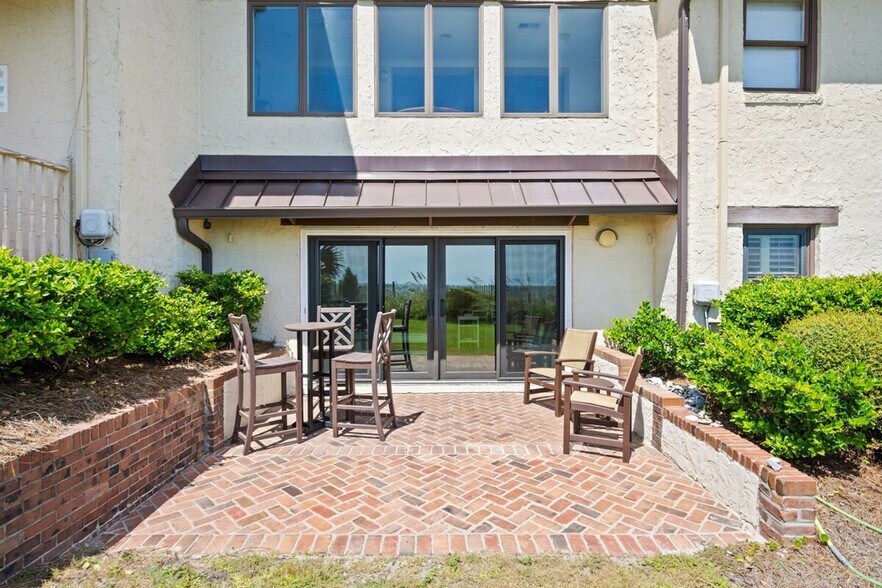 Building Photo - 275 Debordieu Blvd