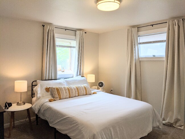 Building Photo - 1626 Walnut St