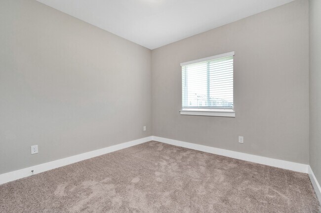 Building Photo - 1411 Northern Brewer Trl