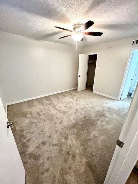 Building Photo - 4637 Country Creek Dr