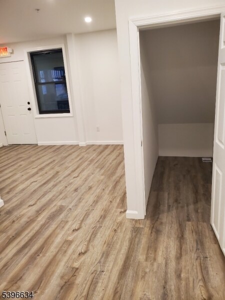 Building Photo - 530 Ringwood Ave