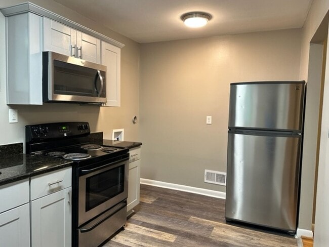 Building Photo - $1000 in Rent Savings + Lifestyle Bonus!! ...