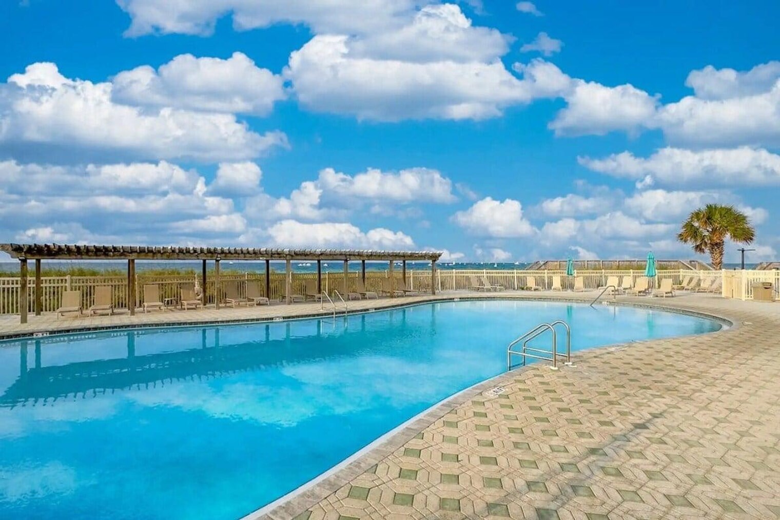 Building Photo - 500 Gulf Shore Dr