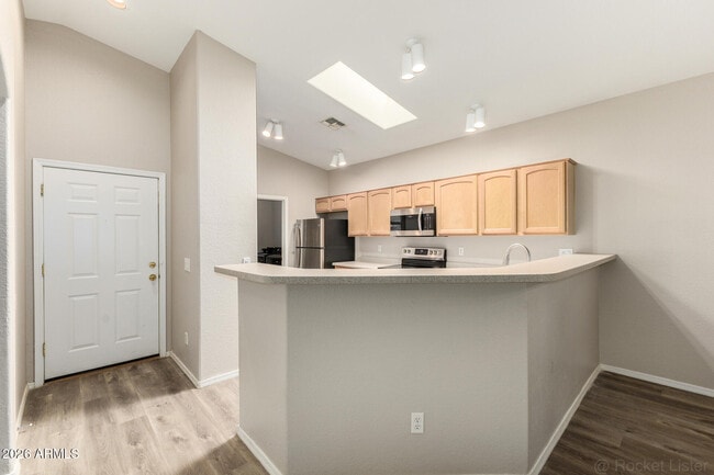 Building Photo - 3094 E Stottler Dr