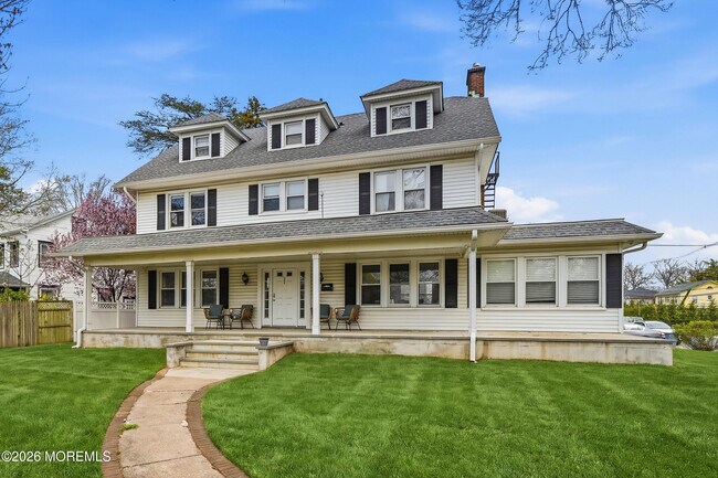 Building Photo - 309 Cedar Ave