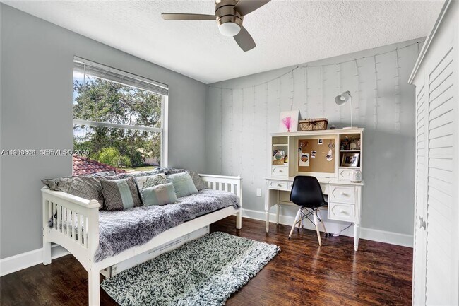 Building Photo - 13813 NW 21st St