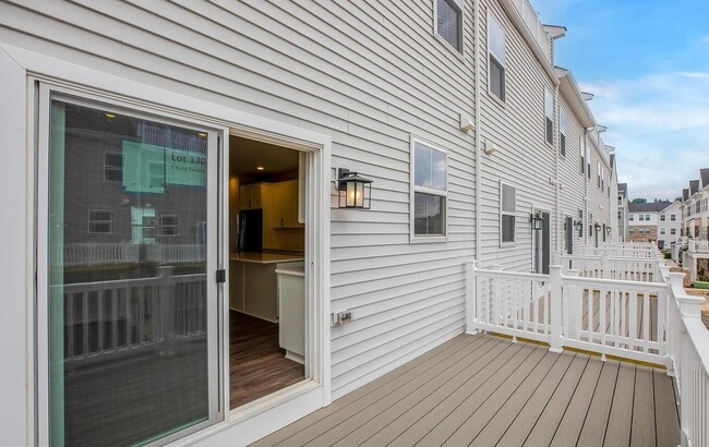 Building Photo - 7 Moran Pl