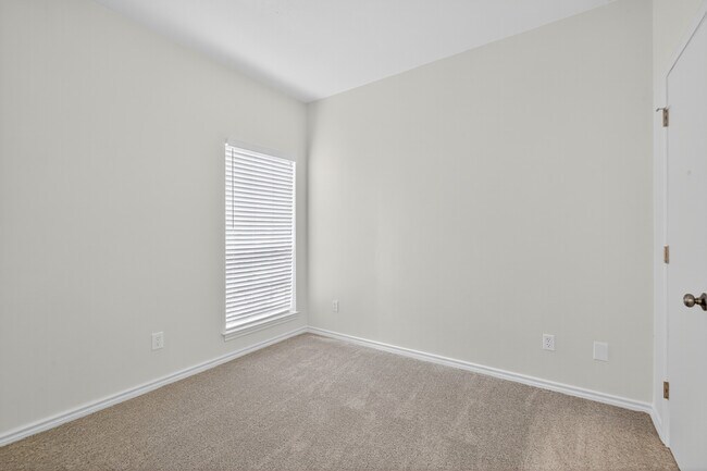 Building Photo - 6315 Campbell Rd