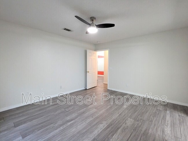 Building Photo - 7440 Chimney Pines Dr