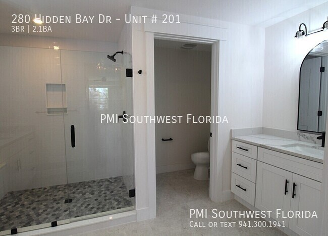 Building Photo - 280 Hidden Bay Dr