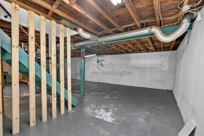 Building Photo - 10328 Dudley Dr