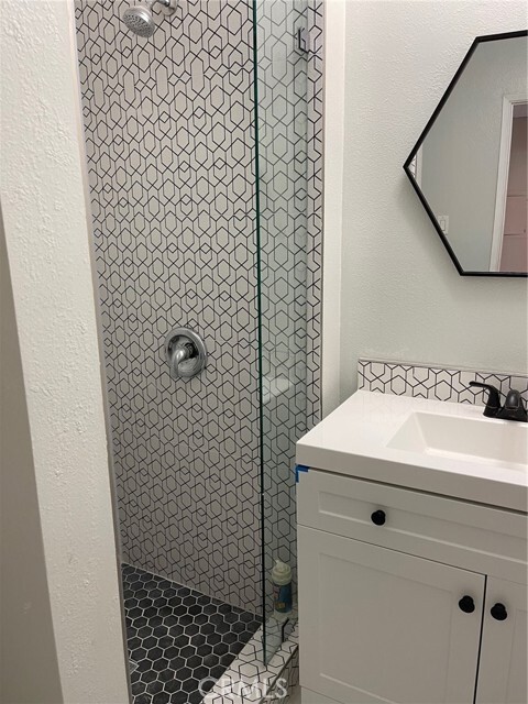 Building Photo - 14560 Clark St