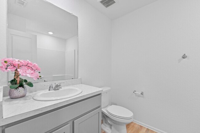 Building Photo - 22156 Juniper Crossing Dr