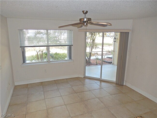 Building Photo - 12560 Equestrian Cir