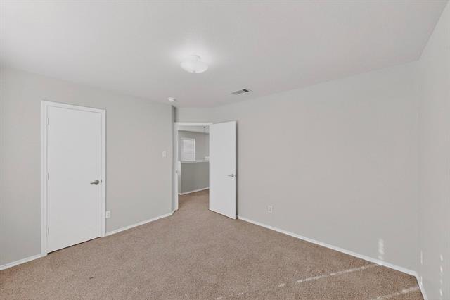 Building Photo - 10913 Dillon St