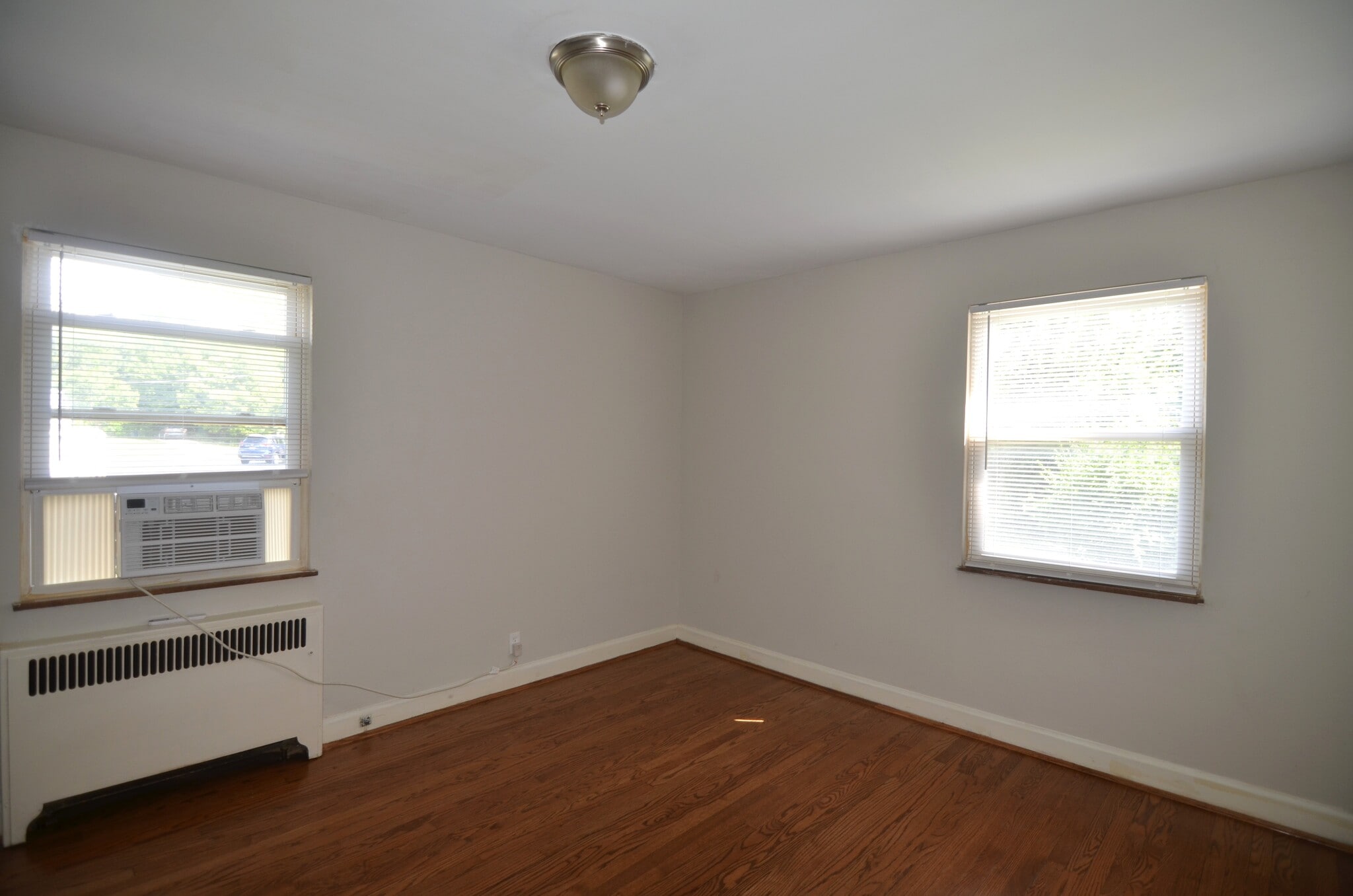 Building Photo - 6320 Kennedy Ave