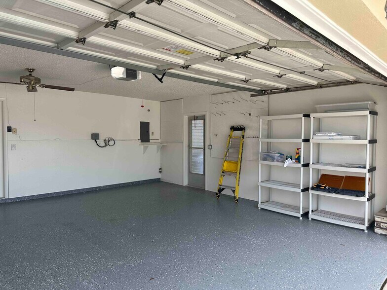 Building Photo - 4520 Bear Lake Ct