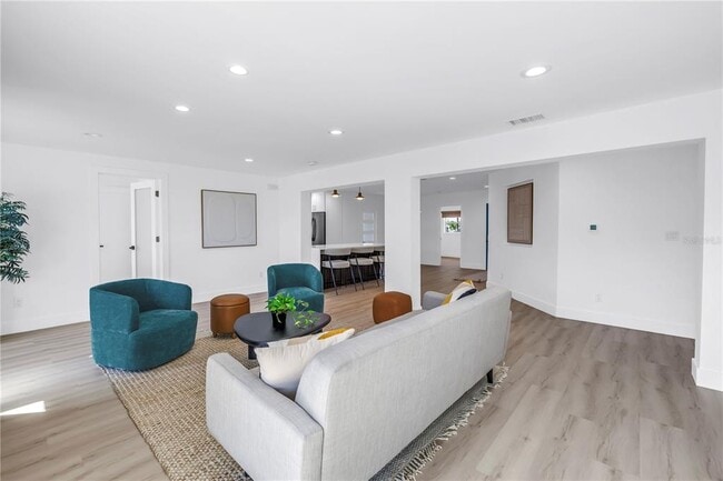 Building Photo - 412 Mira Vista Dr