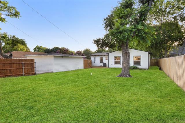 Building Photo - 10230 Newcombe Dr