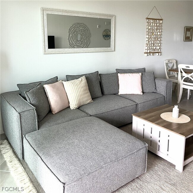 Building Photo - 18451 Copperhead Dr