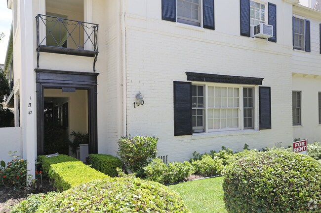 Building Photo - 150 S Spalding Dr