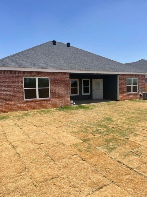 Building Photo - 6950 Phoenix Dr