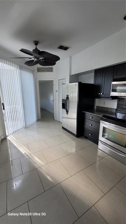 Building Photo - 1041 Aragon Ave