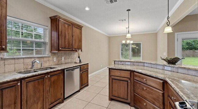 Building Photo - Hidden Acres Home for Lease!