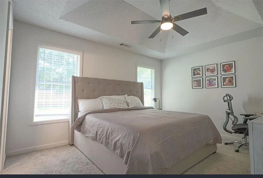 Building Photo - 354 Shoal Ct