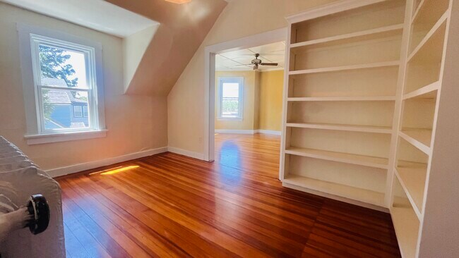 Building Photo - 61 Almy St