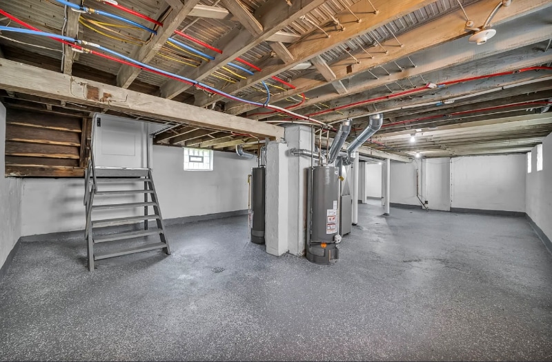 Building Photo - 11125 Melba Ave