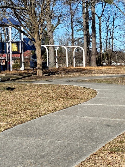 Building Photo - 5381 Lynbrook Landing